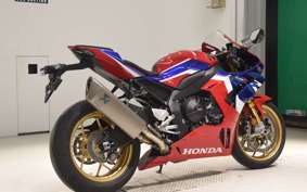HONDA CBR1000RR RSP 2024 SC82
