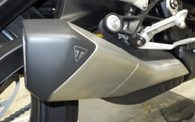 TRIUMPH STREET TRIPLE RS 2023