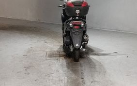 YAMAHA TRICITY 125 SE82J