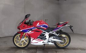 HONDA CBR250RR MC51