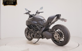 DUCATI DIAVEL 2014