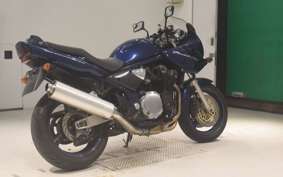 SUZUKI BANDIT 1200 S 2000 GV77A