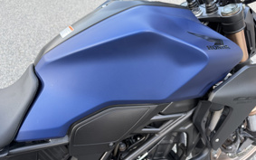 HONDA CB250R MC52
