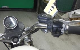 HARLEY XL883LI 2011