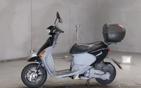 SUZUKI LETS4 CA45A