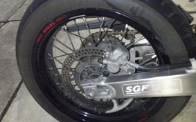 SUZUKI DR-Z400SM 2008 SK44A