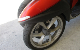 YAMAHA TRICITY 125 SE82J