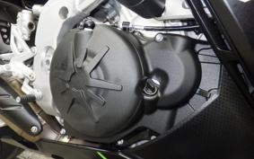 APRILIA RSV4 1100ファクトリ 2024