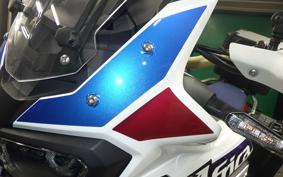HONDA CRF1000L AFRICA TWIN 2018 SD04