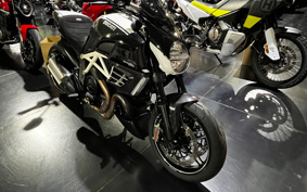 DUCATI DIAVEL AMG 2013 ZDMG102JACB