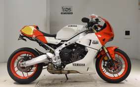 YAMAHA XSR900 GP 2024 RN96J