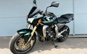 KAWASAKI Z1000 2004 ZRT00A