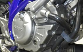 SUZUKI ｸﾞﾗﾃﾞｨｳｽ650 2014