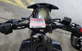 HUSQVARNA SVARTPILEN 125
