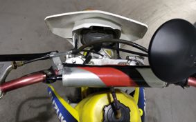 SUZUKI RM125 RF16A