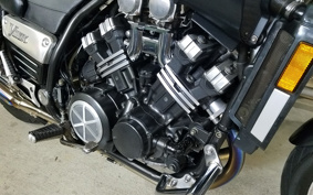 YAMAHA VMAX 2002 VP15