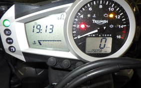 TRIUMPH DAYTONA 675 2008