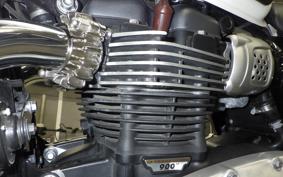 TRIUMPH BONNEVILLE T100 2020