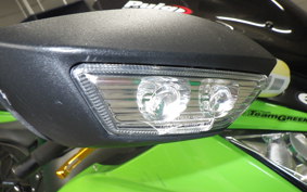 KAWASAKI ZX 10 NINJA R 2013