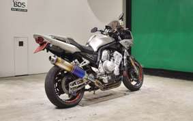 YAMAHA FZS1000 FAZER 2004