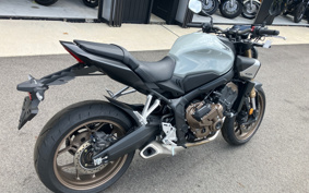 HONDA CB650R E-Clutch 2025 RH17