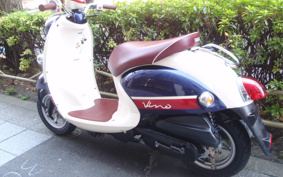 YAMAHA  VINO  DELUXE  SA37J