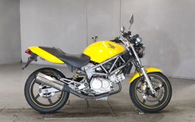 HONDA VTR 250 MC33