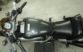 YAMAHA VMAX 2000