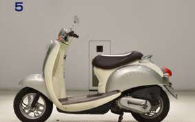 HONDA CREA SCOOPY