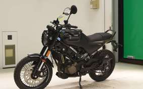 HUSQVARNA SVARTPILEN 125 2016