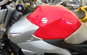 SUZUKI GSR600 2008