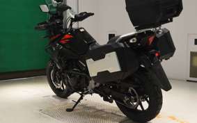 SUZUKI V-STROM 250