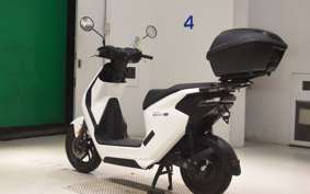 HONDA EM1 e: 2018 EF16