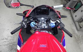 HONDA CBR600RR 2024 PC40