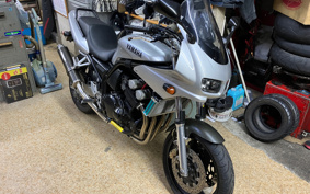 YAMAHA FZ400 1997 4YR