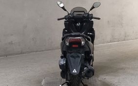 YAMAHA TRICITY 125 SE82J