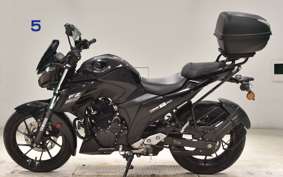YAMAHA FZ25