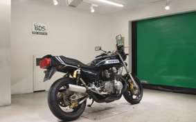 HONDA CB750F B 2018 RC04