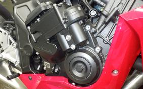 HONDA CB650R E-Clutch 2025 RH17
