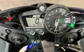YAMAHA YZF-R1 2002 RN09