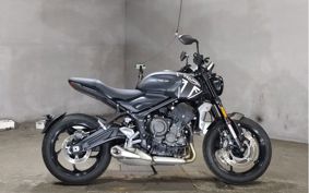 TRIUMPH  TRIUMPH  TRIDENT 660 LGL10U