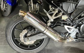 HONDA CB250R MC52