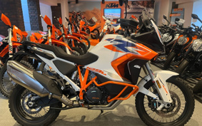 KTM 1290 SUPER ADVENTURE R 2024 V5940