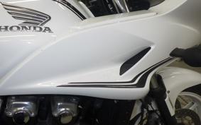HONDA CB1300SB SUPER BOLDOR A 2011 SC54