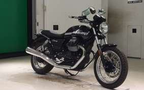 MOTO GUZZI V7 SPECIAL 2023