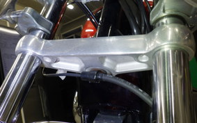 HARLEY XL883LI 2013
