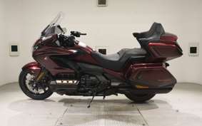 HONDA GL 1800 GOLD WING TOUR DCT 2025