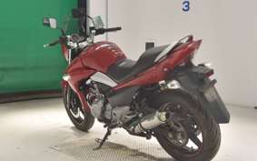 SUZUKI GSR250 2019