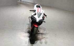 YAMAHA YZF-R125 RE06