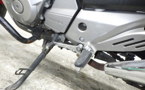 SUZUKI GSR250